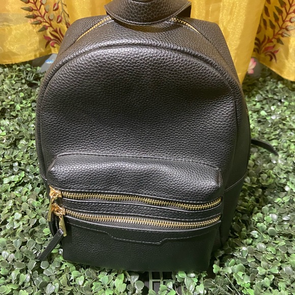 Call it spring backpack bags. - Picture 4 of 10